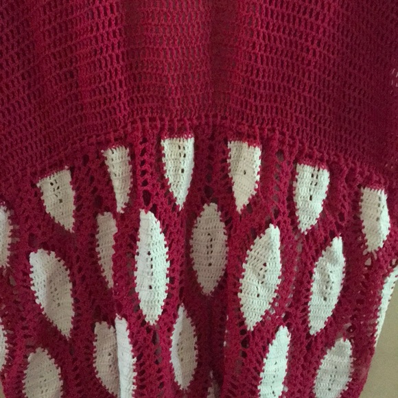 Pink and white crochet cardigan/swimsuit coverup - Picture 4 of 4
